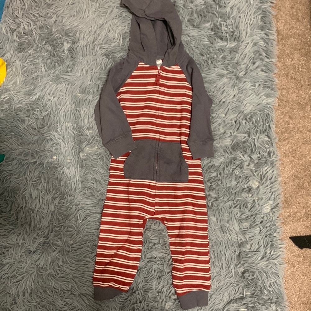 Like new condition. Carters. 18 months.